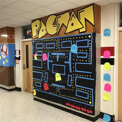 2nd place winner Homecoming hallway decoration